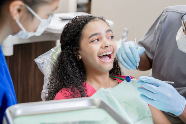 Best Emergency Dental Extractions in Evansdale, IA